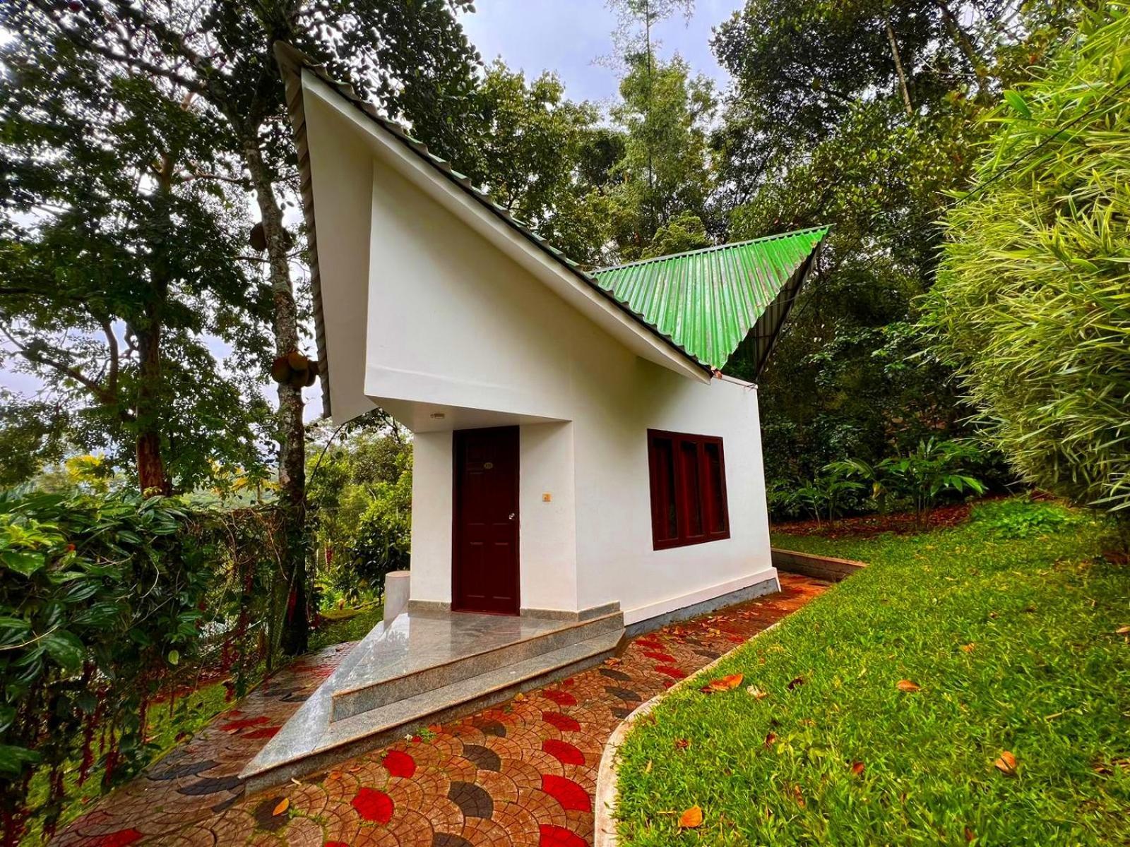 Misty Lake Resorts, Munnar Exterior photo