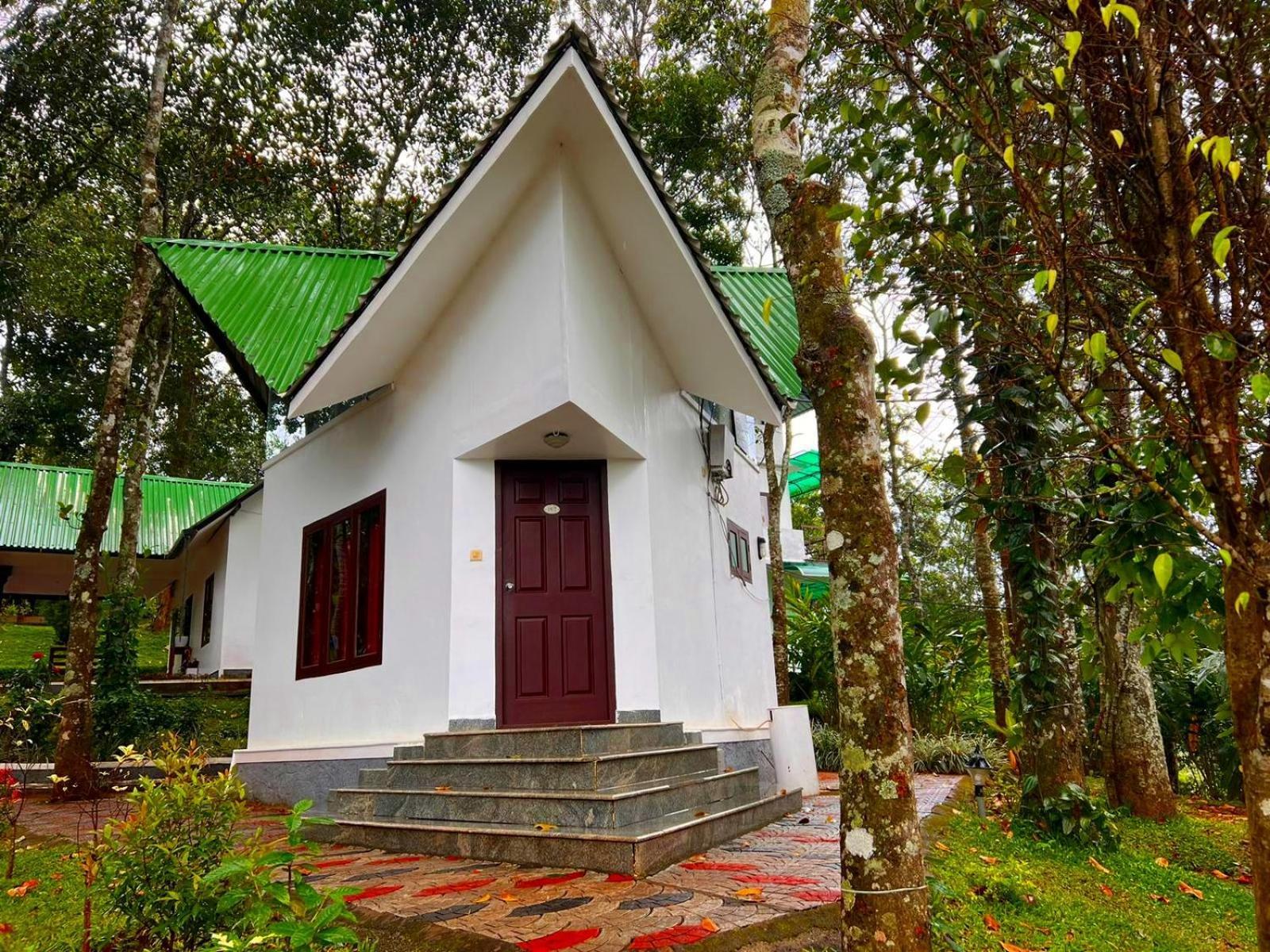 Misty Lake Resorts, Munnar Exterior photo