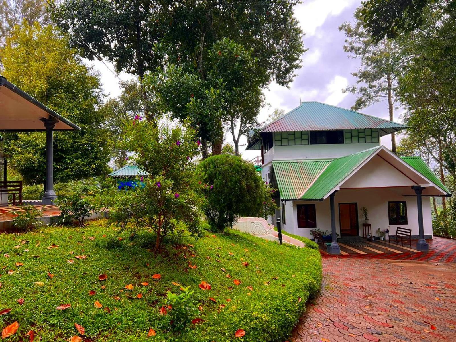 Misty Lake Resorts, Munnar Exterior photo