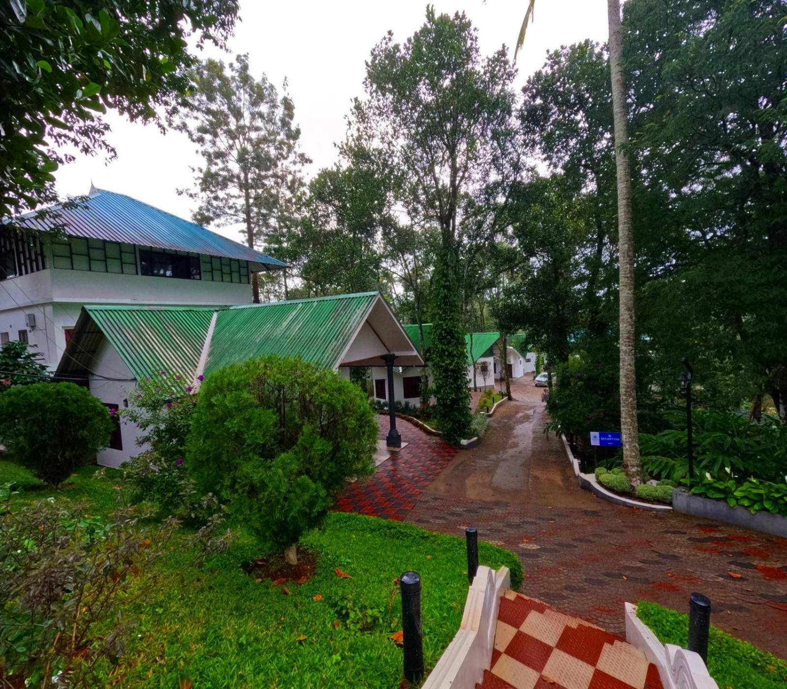 Misty Lake Resorts, Munnar Exterior photo