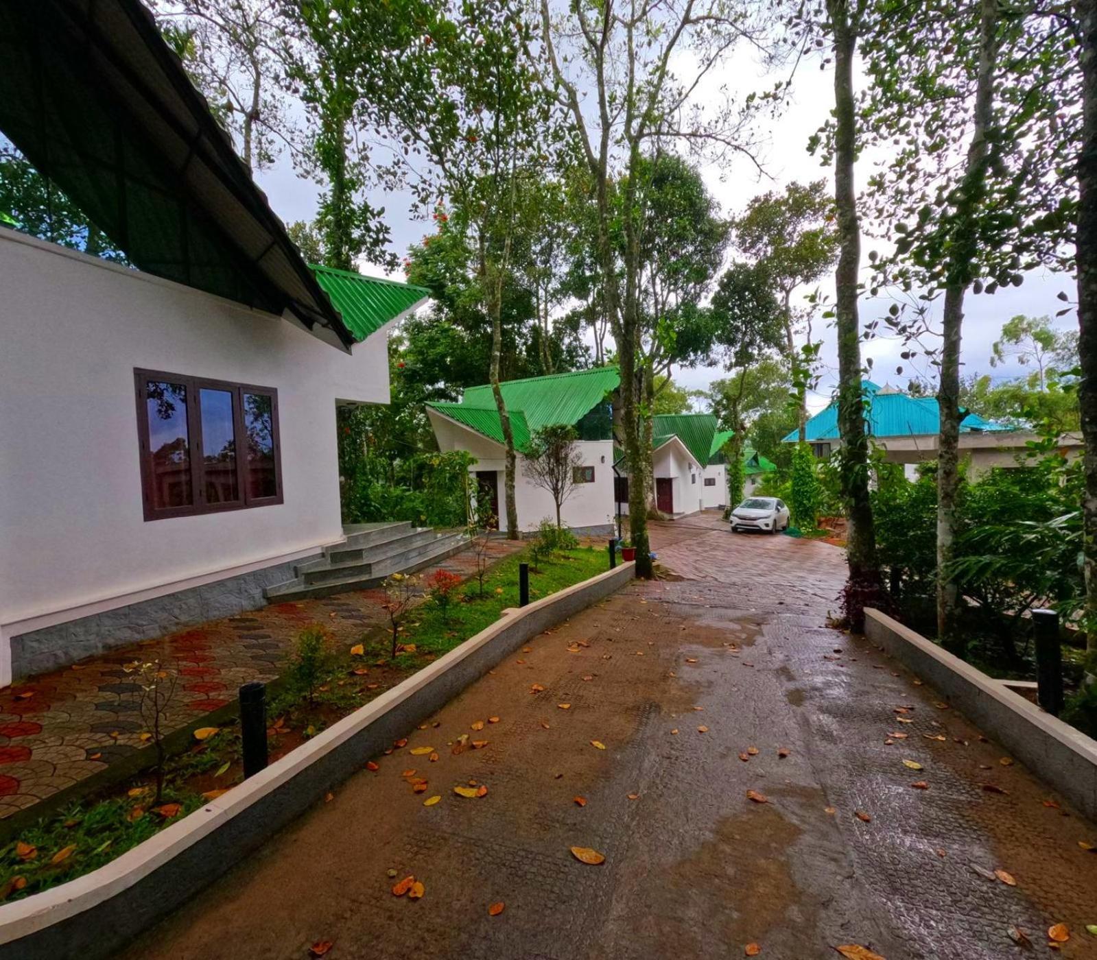 Misty Lake Resorts, Munnar Exterior photo