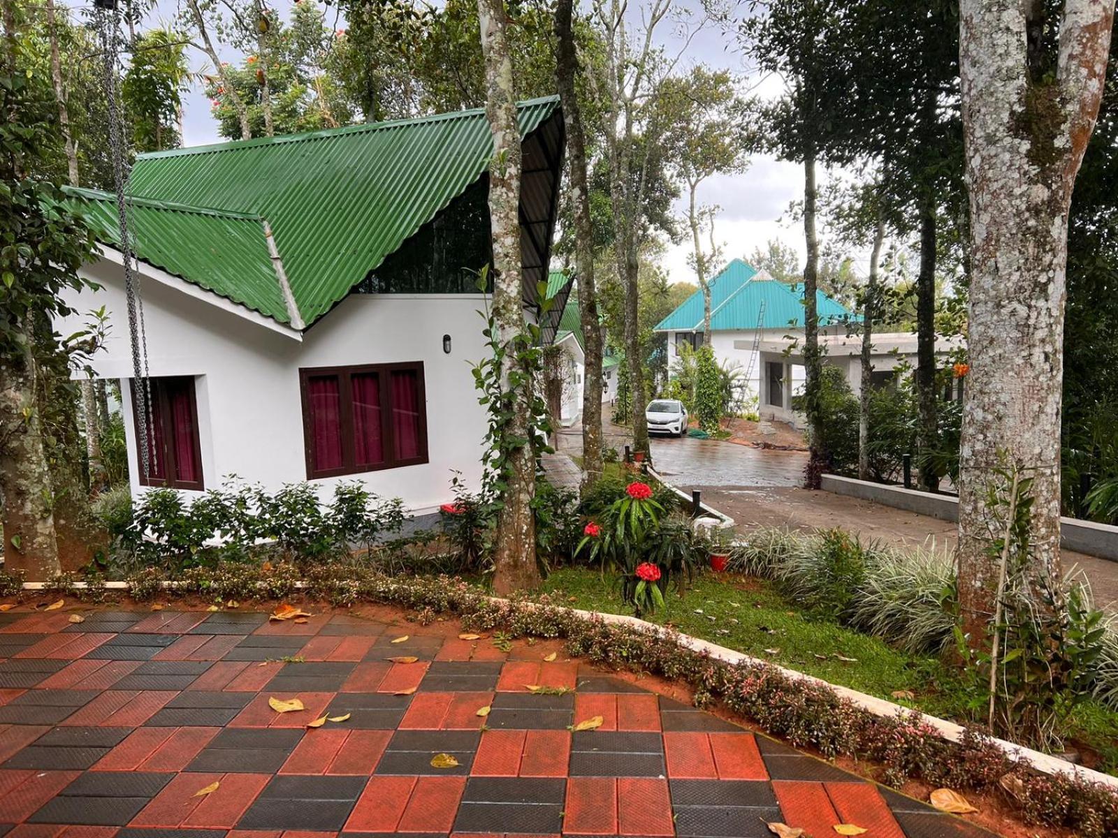 Misty Lake Resorts, Munnar Exterior photo