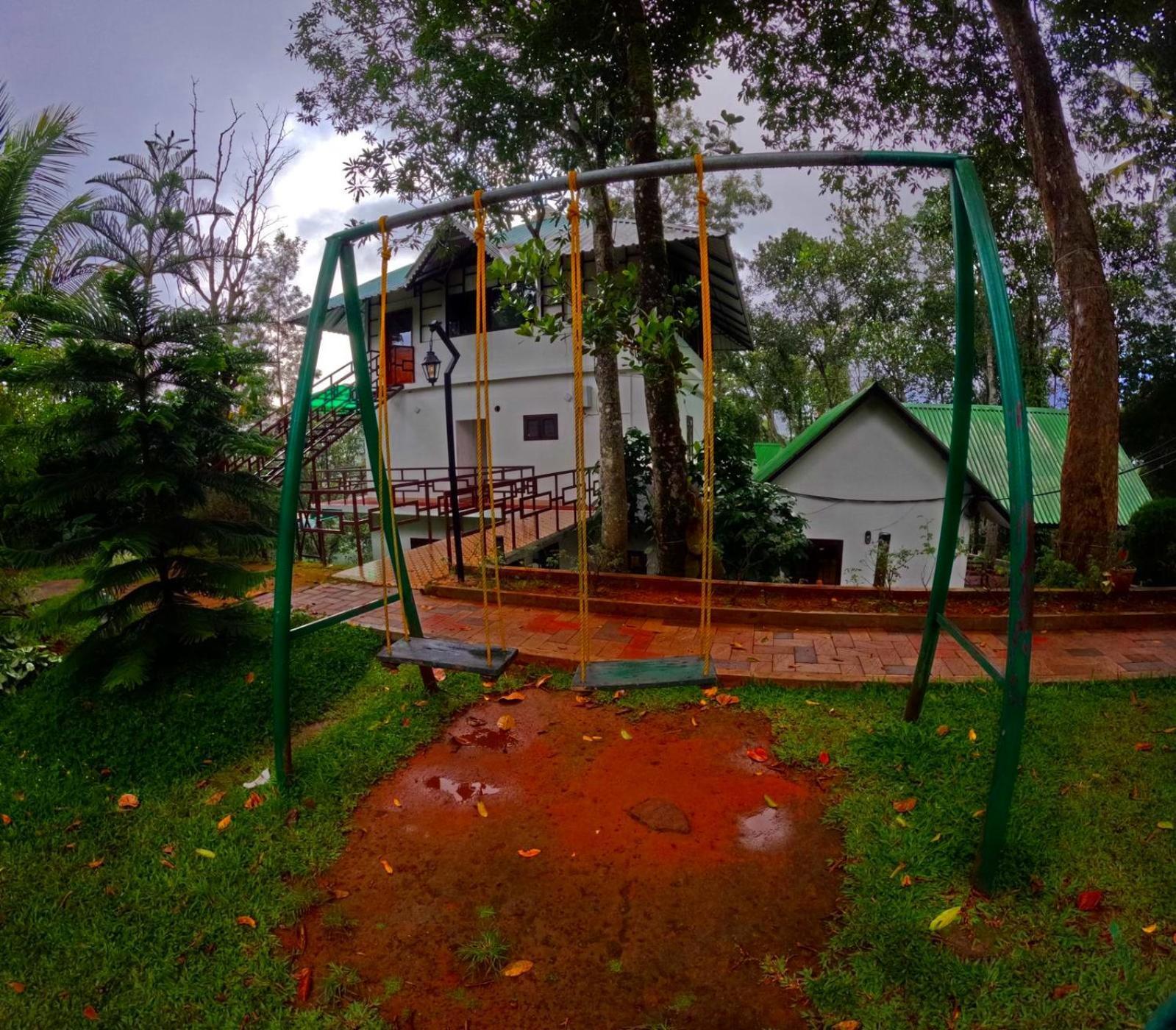 Misty Lake Resorts, Munnar Exterior photo