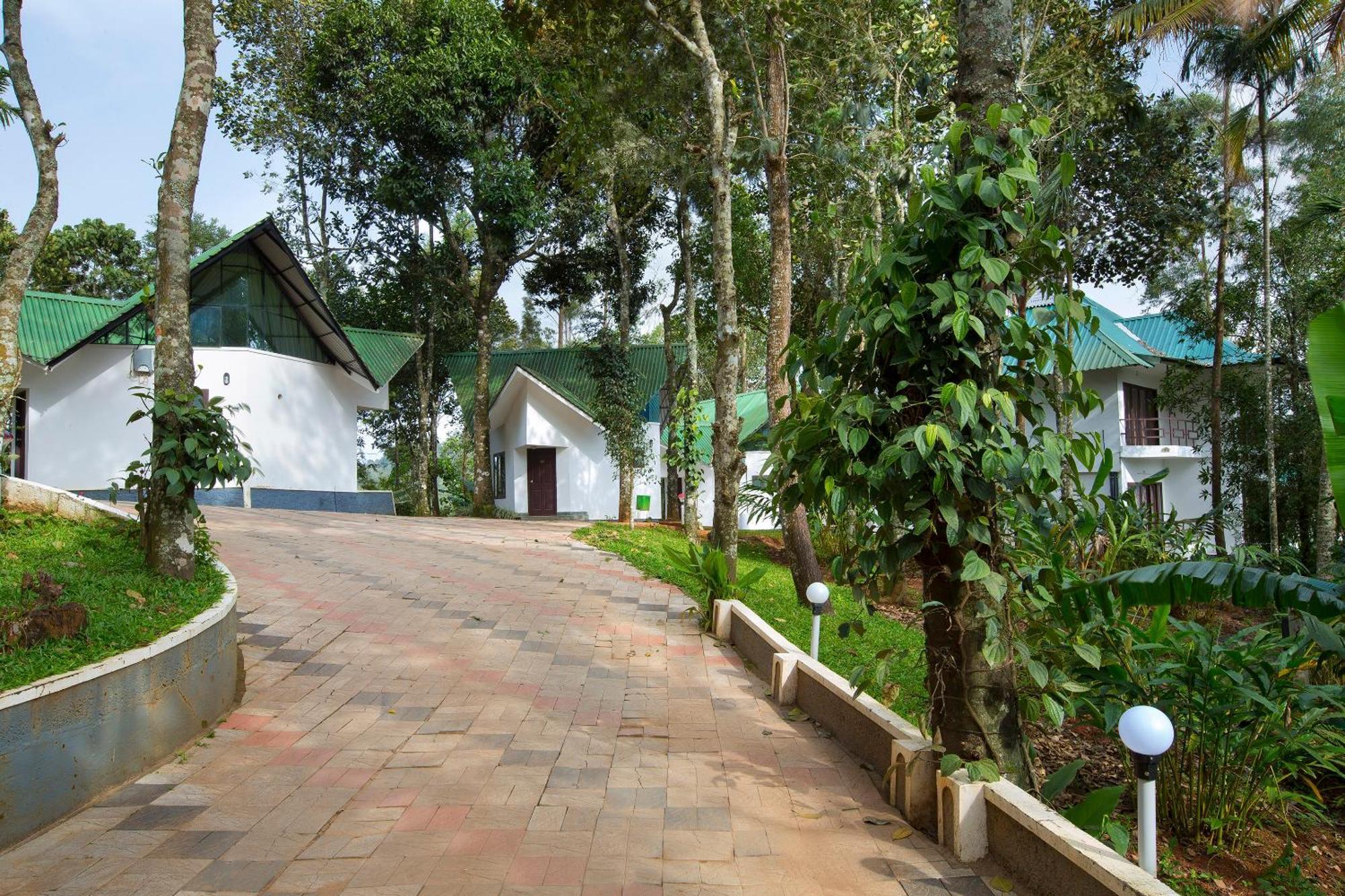 Misty Lake Resorts, Munnar Exterior photo